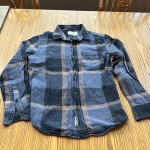 Modern Amusement Flannel, gently used, great condition. Super comfy!